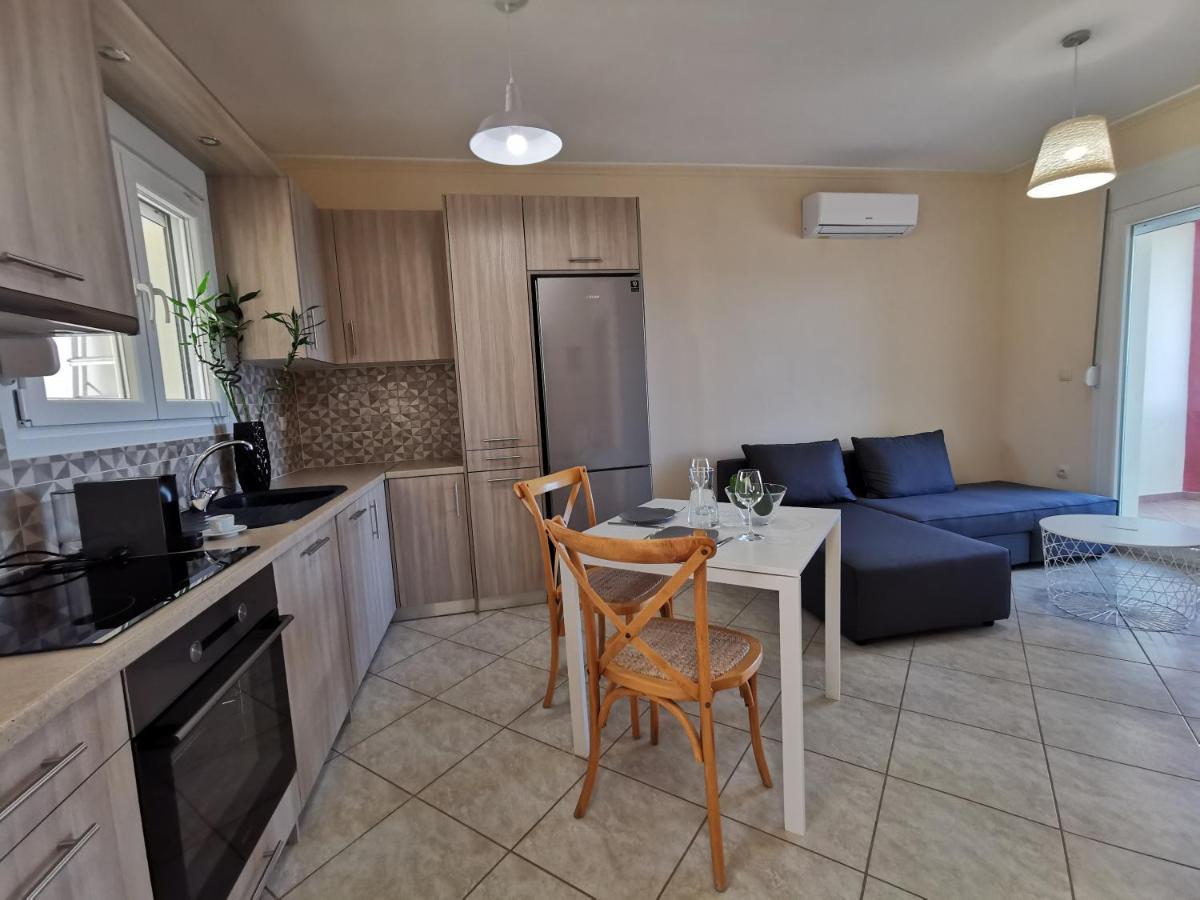 Marine Apartments Venetiko Paralia Agias Foteinis Exteriör bild